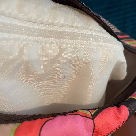 LeSportsac Crossbody Purse - Picture 5 of 5